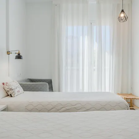 La Isla Guest house 3*